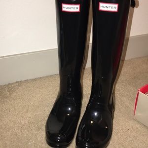 Black Hunter adjustable calf rain boots (gloss)